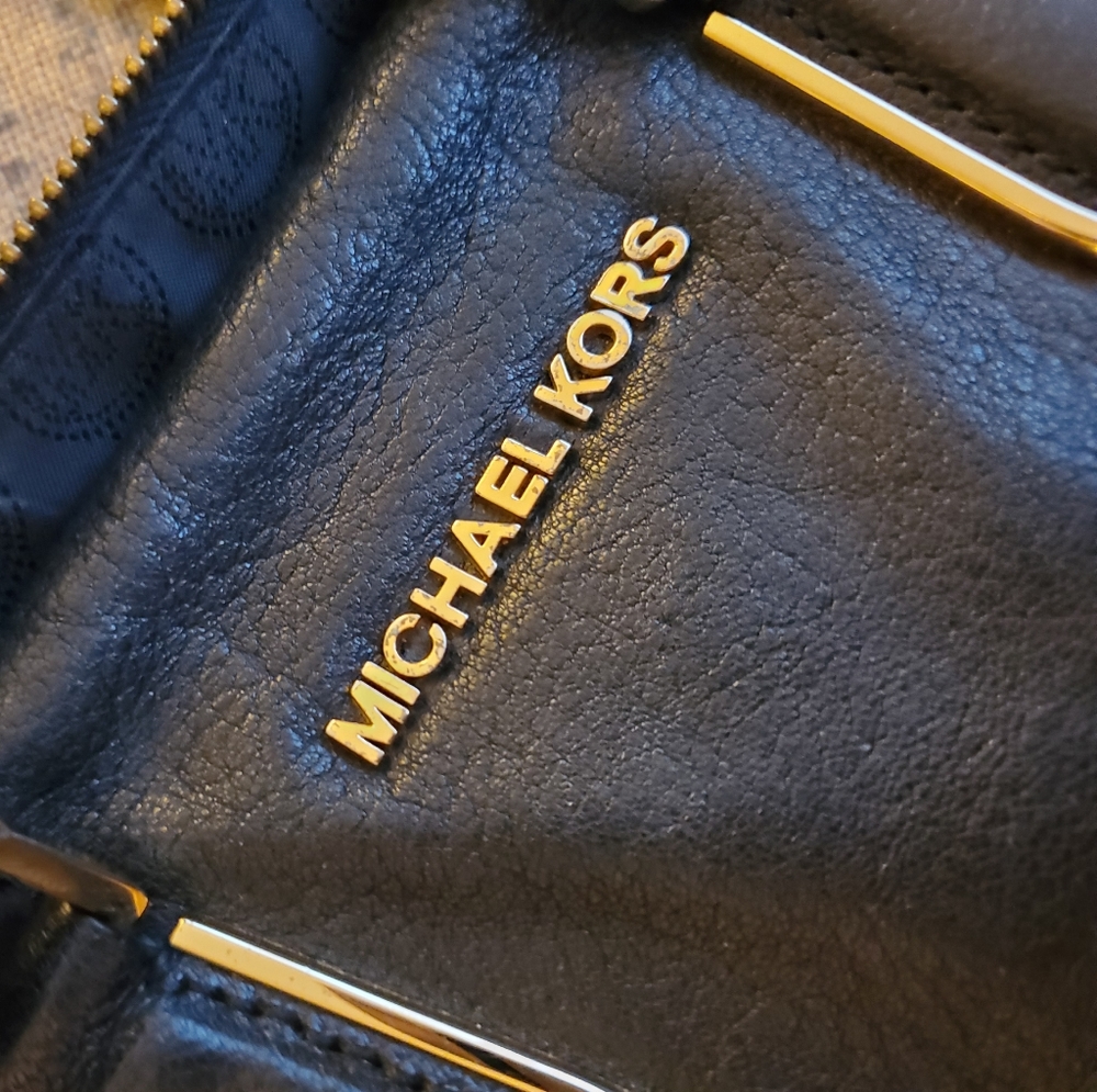 SOLD - Picture 3 of 6